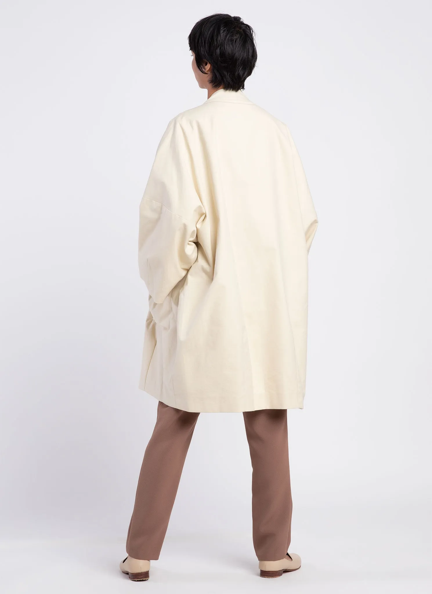 Arum Long Dropped Sleeve Zipper Coat in Off White (As Is)