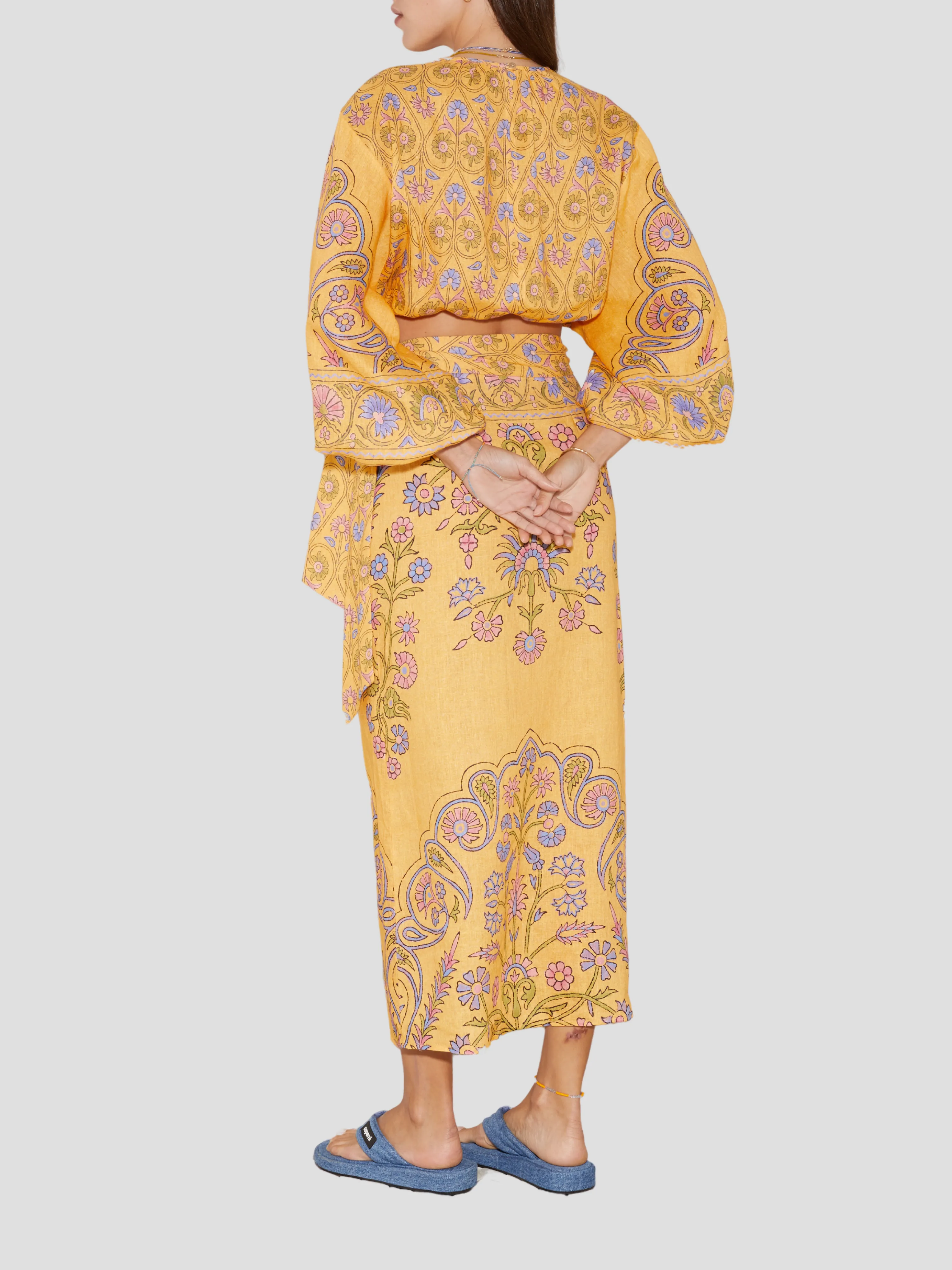 Darjeeling Full Sleeve Crop Top