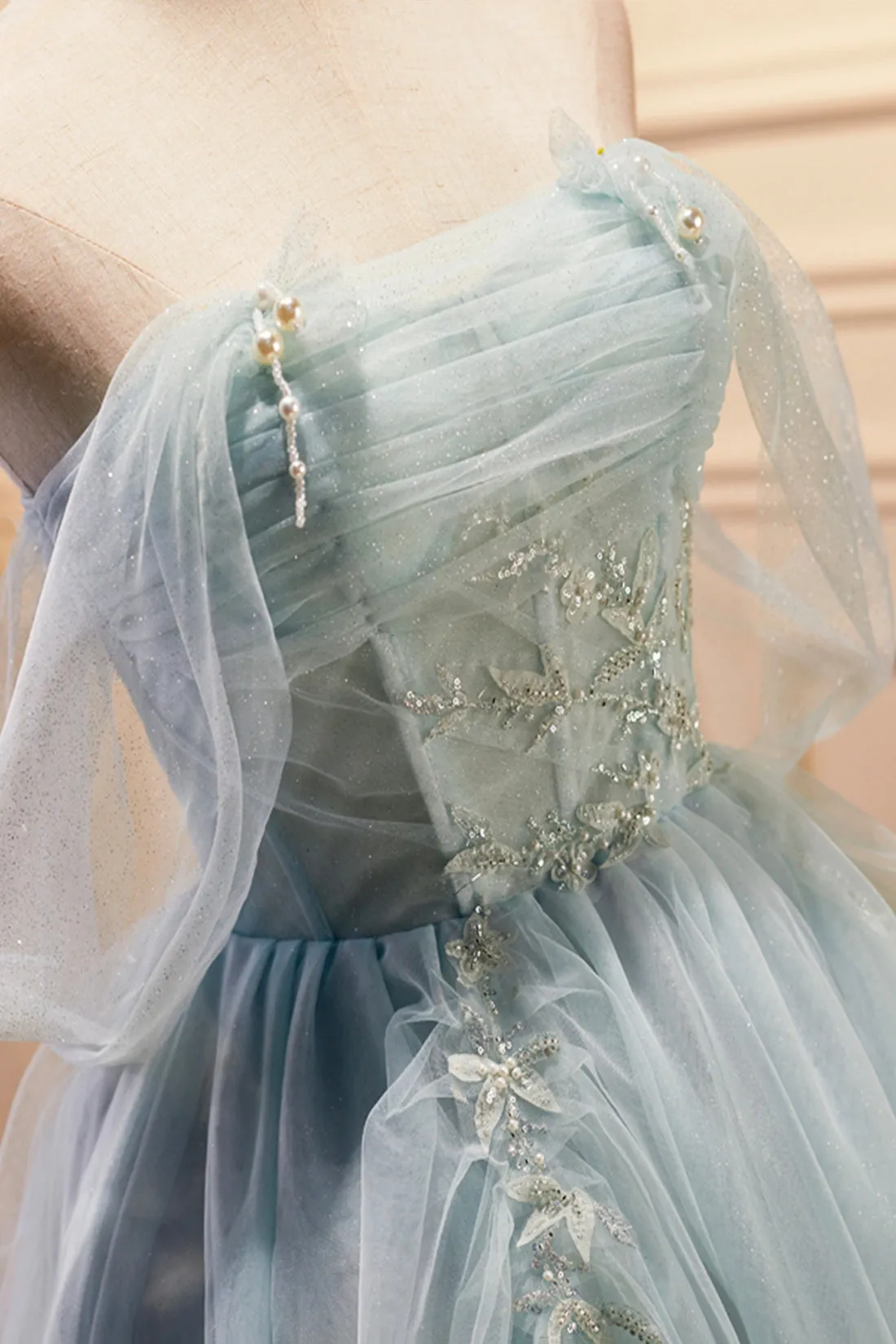Green Tulle Short A-Line Prom Dress, Off Shoulder Evening Party Dress