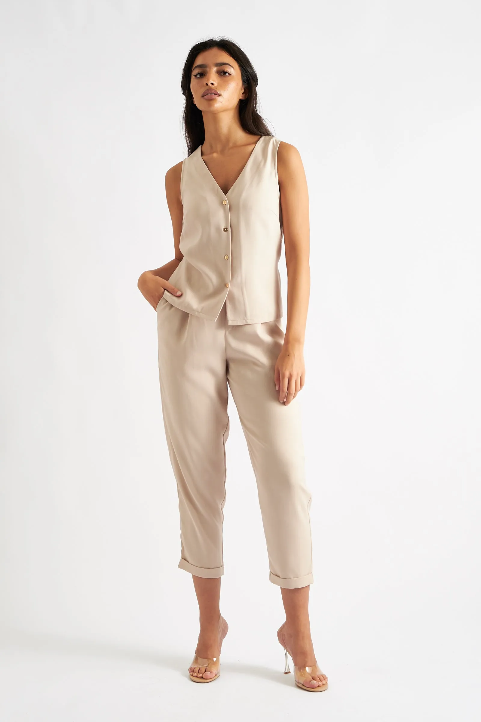 Jakson Sustainable Satin Back Crepe Waistcoat - Camel