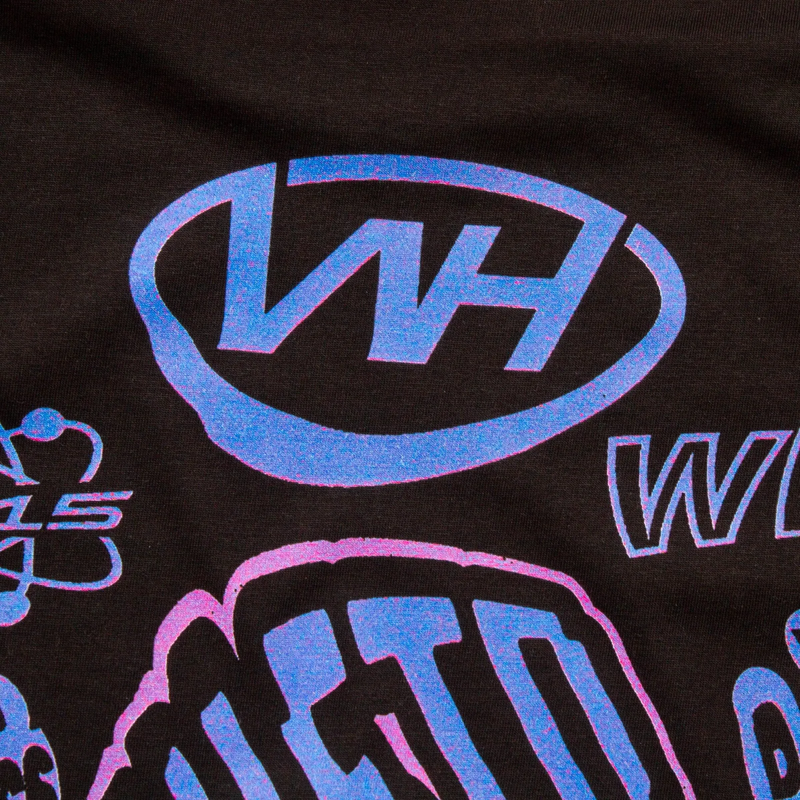 Liquid Logo Front Print - Tshirt - Black