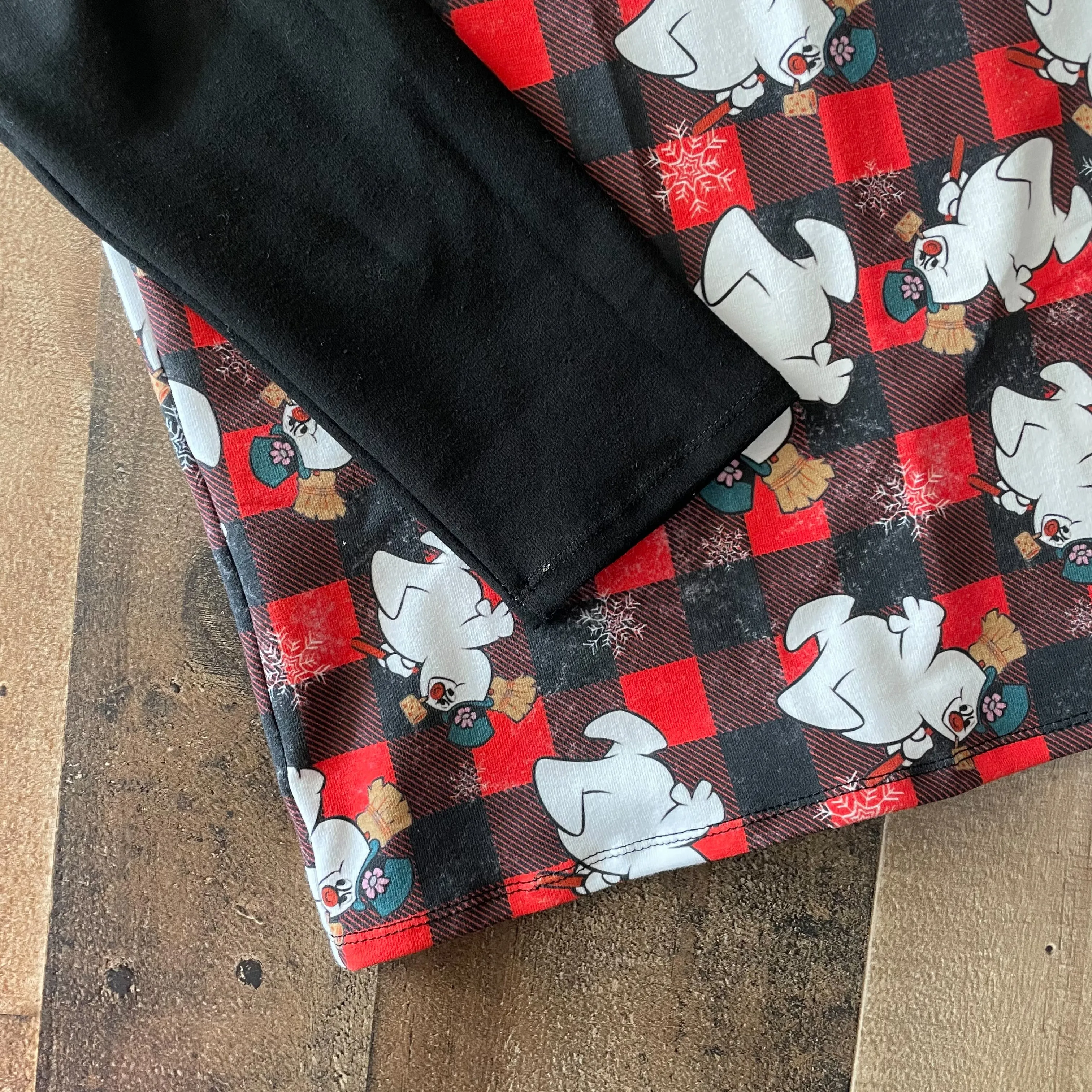Plaid Frosty Raglan