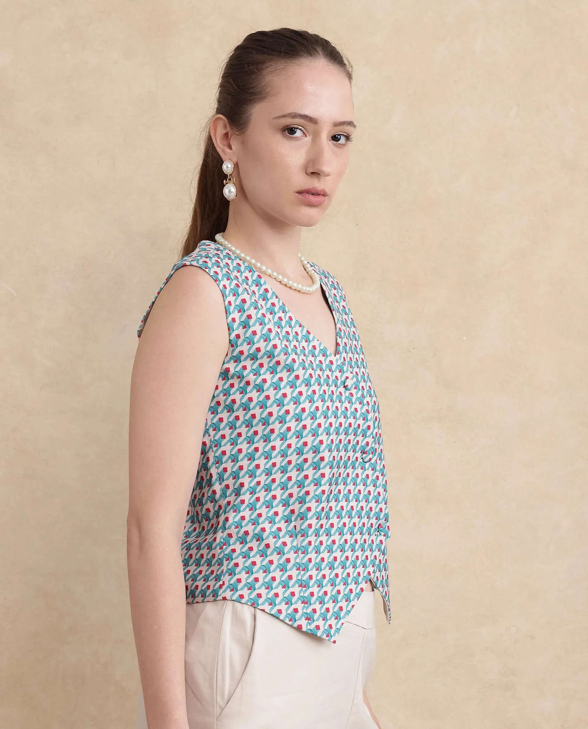 Rareism Women Utkil Multi Polyester Fabric Sleeveless V-Neck Button Closure Regular Fit Cropped Houndstooth Top