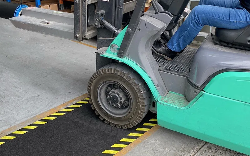 SmartGrip Industrial Mat Roll