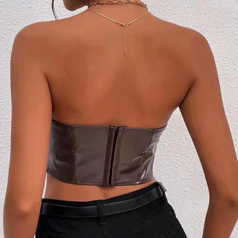 TEEK - Belly-Exposed Chest Top