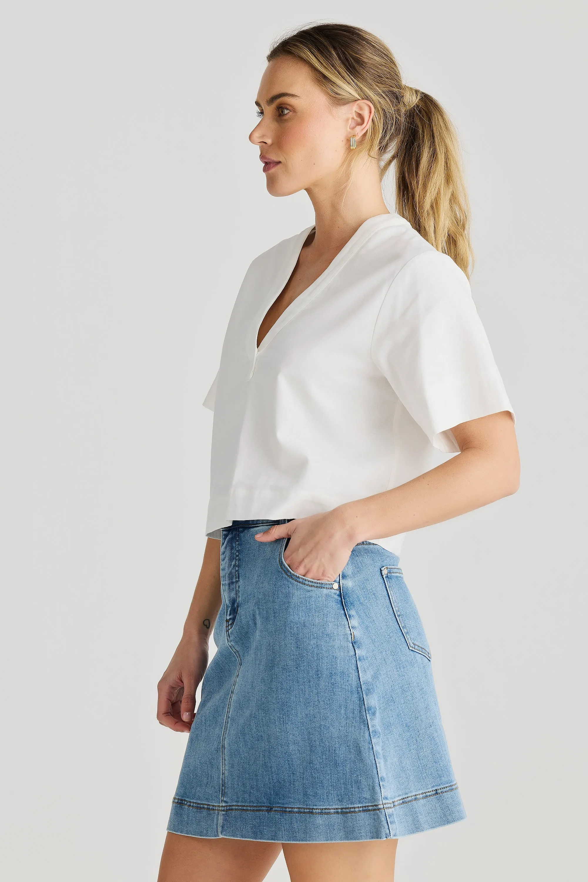 V-Neck Short Sleeve Top - White